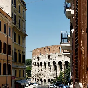 Colosseo And - City Centre Rzym